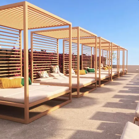 מלון Katikies Garden 5*